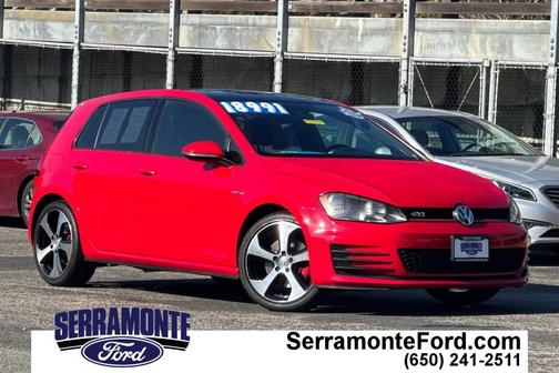 2015 Volkswagen Golf GTI 2.0T SE 4-Door