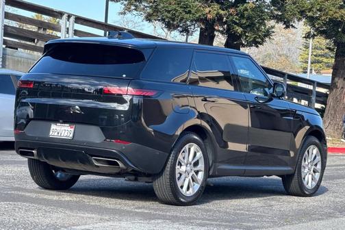 2024 Land Rover Range Rover Sport SE