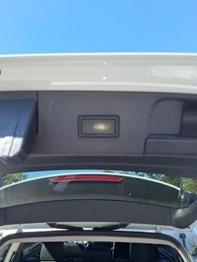 2024 Volkswagen Atlas 2.0T SE w/Technology 4MOTION