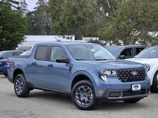 Azure Gray Metallic Tri-Coat 2026 Ford Maverick XLT