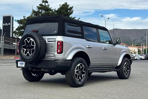 2021 Ford Bronco Outer Banks