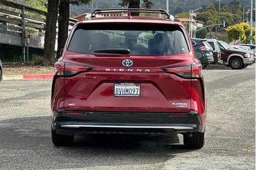 2021 Toyota Sienna Platinum 7 Passenger