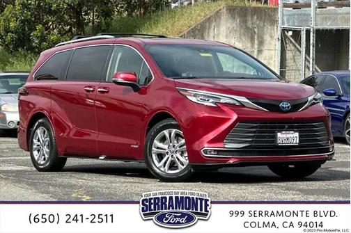 2021 Toyota Sienna Platinum 7 Passenger