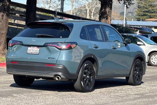 2025 Honda HR-V 2WD Sport