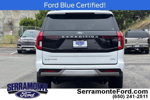 Oxford White 2025 Ford Expedition Max Platinum