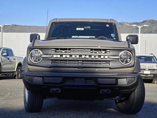 2025 Ford Bronco Base