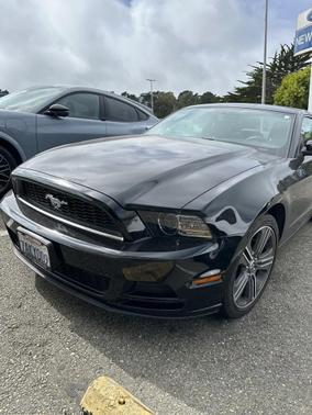 2014 Ford Mustang V6 Premium