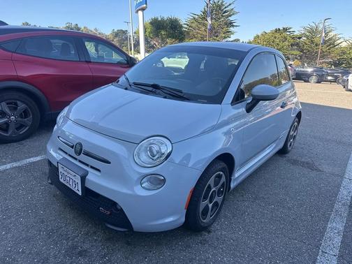 2017 FIAT 500e Battery Electric