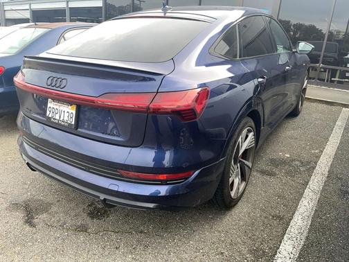 2022 Audi e-tron Sportback S line Prestige