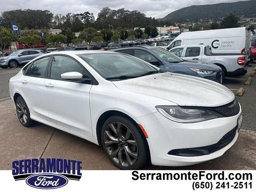 2015 Chrysler 200 S