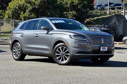 2022 Lincoln Nautilus Standard