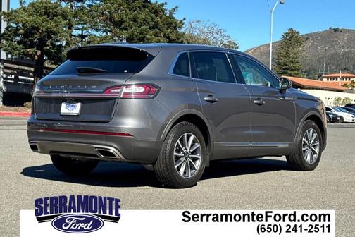 2022 Lincoln Nautilus Standard