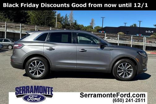 2022 Lincoln Nautilus Standard