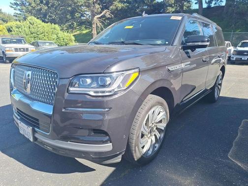 2023 Lincoln Navigator Reserve