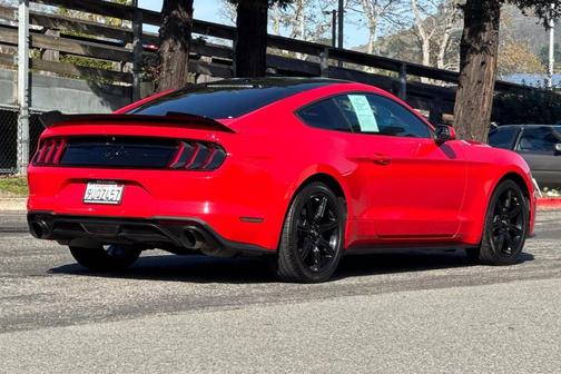 2018 Ford Mustang EcoBoost