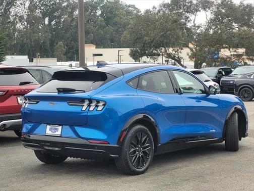 2025 Ford Mustang Mach-E Premium