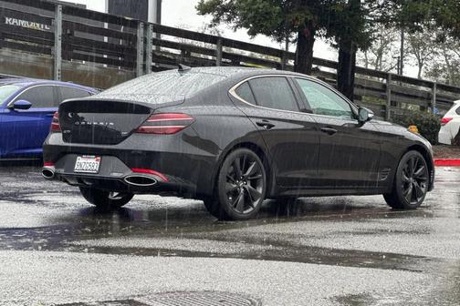 2023 Genesis G70 3.3T RWD