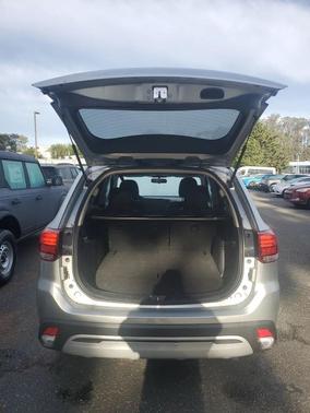 2020 Mitsubishi Outlander ES