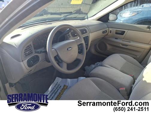 2004 Ford Taurus SES