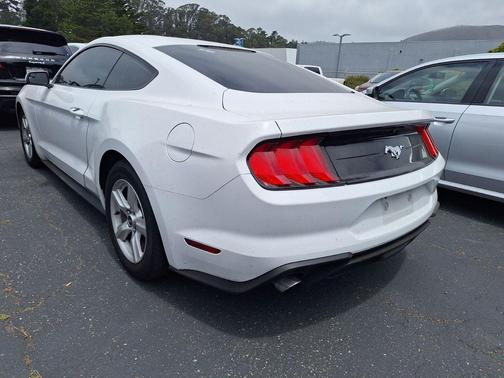 Oxford White 2018 Ford Mustang EcoBoost