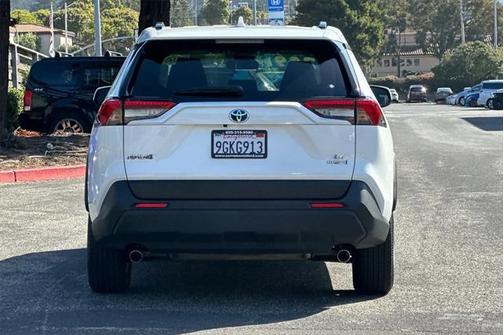 2023 Toyota RAV4 Hybrid LE