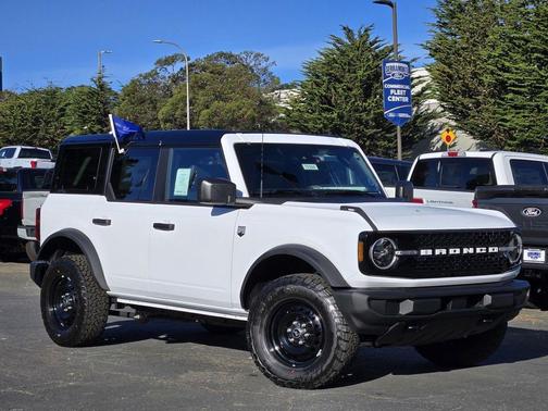 Oxford White 2026 Ford Bronco Big Bend