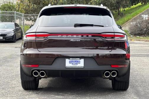 2021 Porsche Macan Base