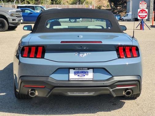 2025 Ford Mustang EcoBoost