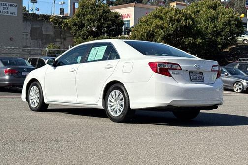 2014 Toyota Camry LE