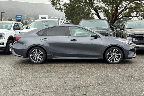 2022 Kia Forte GT-Line