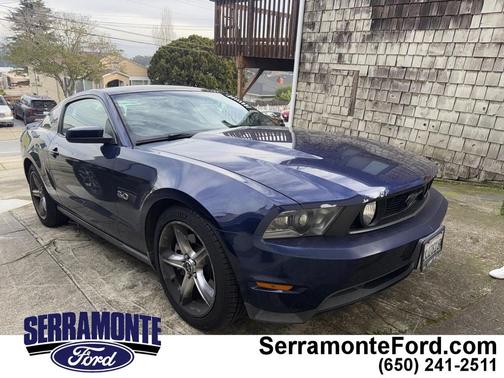 2011 Ford Mustang GT Premium