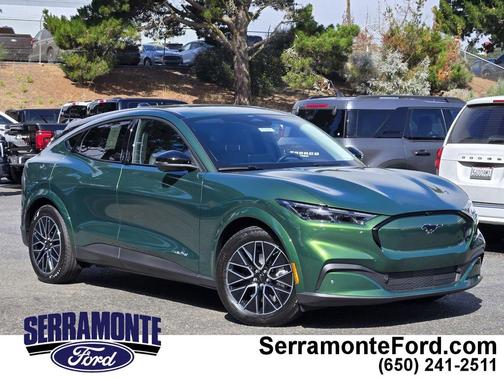Eruption Green Metallic 2026 Ford Mustang Mach-E Premium