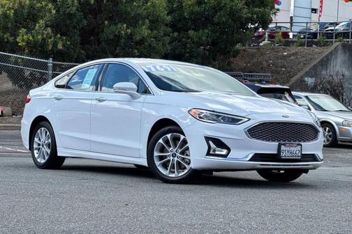 2020 Ford Fusion Plug-In Hybrid Titanium