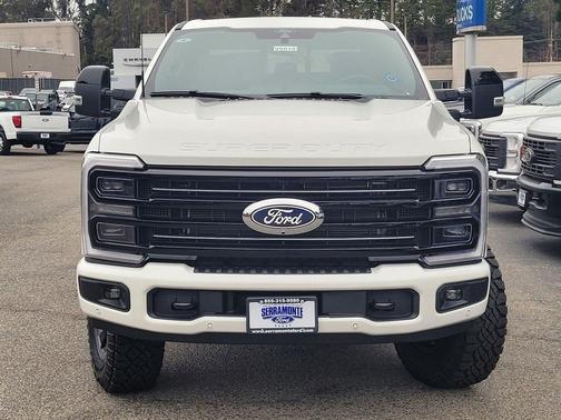 Star White Metallic Tri-Coat 2027 Ford F-350 Platinum