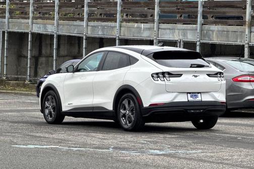 2023 Ford Mustang Mach-E Select