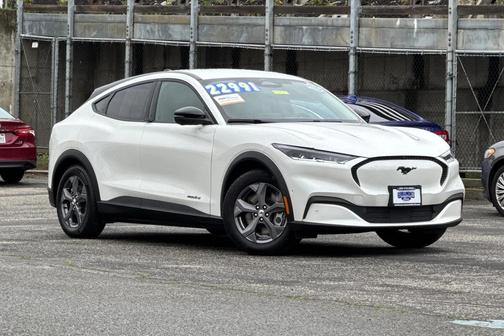 2023 Ford Mustang Mach-E Select