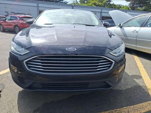 Agate Black Metallic 2020 Ford Fusion SE