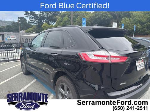 Agate Black Metallic 2023 Ford Edge SEL