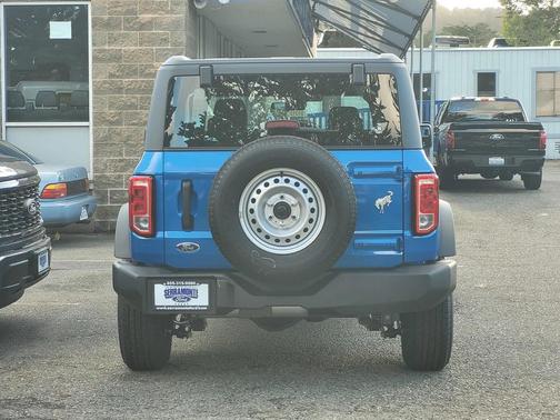 2025 Ford Bronco Base