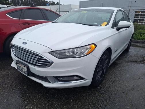 2018 Ford Fusion Hybrid SE