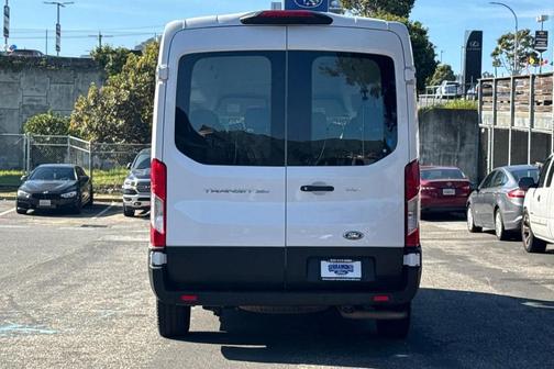 2022 Ford Transit-350 XLT