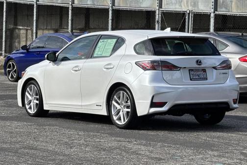 2016 Lexus CT 200h Base