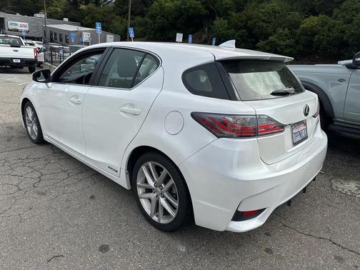 2016 Lexus CT 200h Base