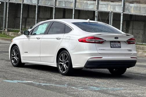 2019 Ford Fusion Hybrid Titanium