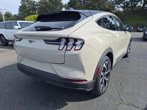 2025 Ford Mustang Mach-E Select
