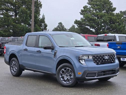 Azure Gray Metallic Tri-Coat 2026 Ford Maverick XLT