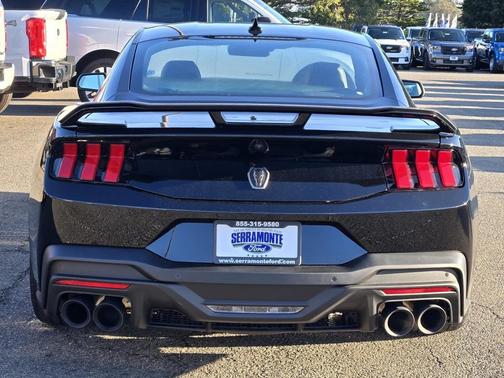 2026 Ford Mustang Dark Horse