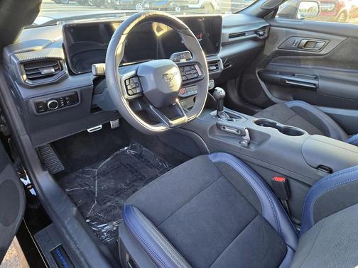 2026 Ford Mustang Dark Horse