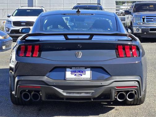2026 Ford Mustang Dark Horse