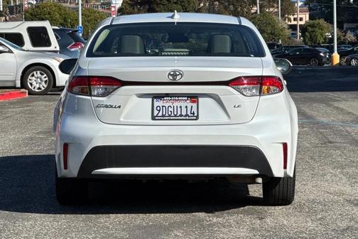 2022 Toyota Corolla LE